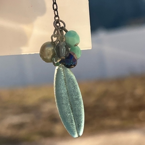 GORGEOUS Sea‎ Glass Bead Post Pierced Earrings Sea Foam Green Colors Beach Glass - Picture 5 of 6